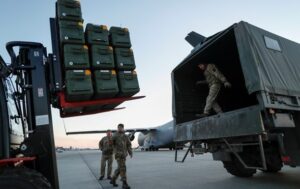 Без категорії - Дві країни готують Києву пакет військової допомоги