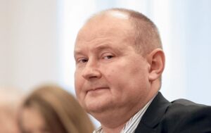 Екссудді Чаусу пом’якшили покарання