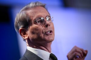 Глава Мінфіну США закликав Україну пришвидшити підписання ресурсної угоди