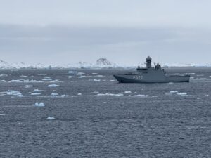 Новини світу - Мінерали та логістика. Війна США та РФ за Арктику