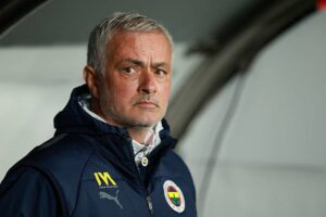 Новини спорту - Моурінью може сенсаційно повернутися в один з своїх колишніх клубів