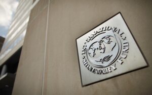 МВФ погіршив прогноз зростання світового ВВП до 2,8%