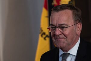 Німеччина заявила, що продовжить військову підтримку України і без США