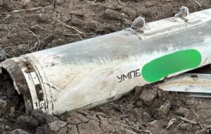 Під Білгородом впала і вибухнула авіабомба, постраждали будинки – ЗМІ
