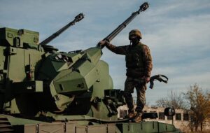 Новини України - ППО відбила атаку майже 100 російських дронів