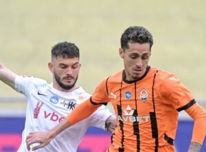 Новини спорту - Шахтар - Колос: одні забивають - інші досягають