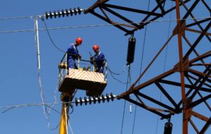 Споживання електрики в Україні зростає другий день поспіль