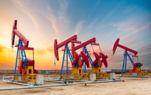 Ціна на нафту впала до мінімуму за чотири роки