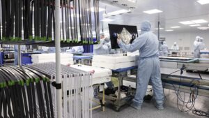 У Росії припинили виробництво єдиного вітчизняного телевізора