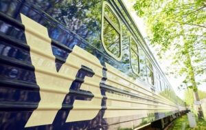 Укрзалізниця запускає додатковий поїзд між Києвом і Ужгородом