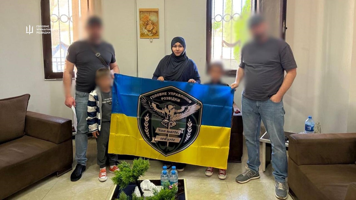 Новини України - З табору у Сирії евакуювали українку з дітьми - ГУР