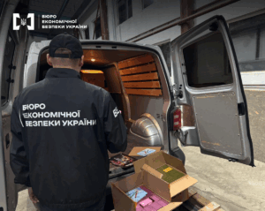 БЕБ упередило контрабанду 17 тисяч вейпів