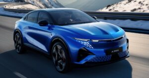 Французька Alpine представила електричний кросовер A390 з трьома двигунами