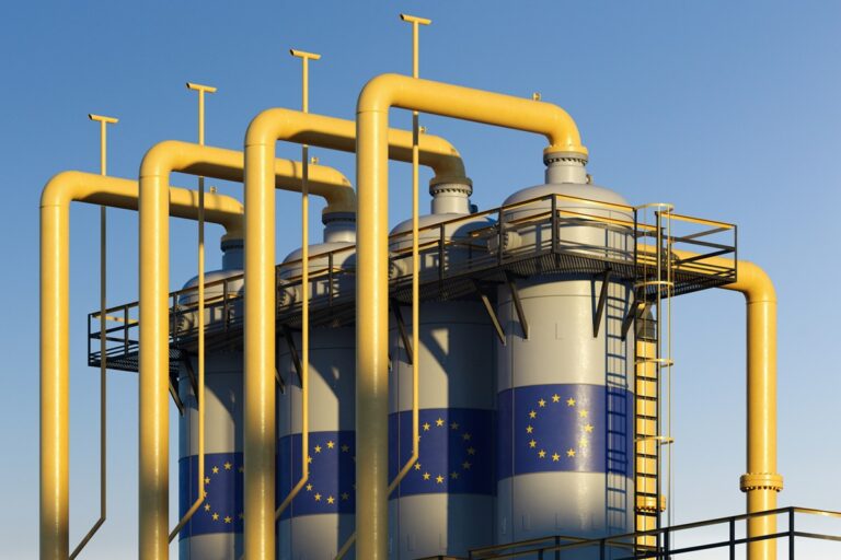 Газові сховища ЄС заповнені лише на третину