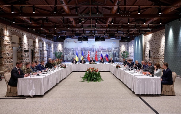 Китай відреагував на переговори України і Росії