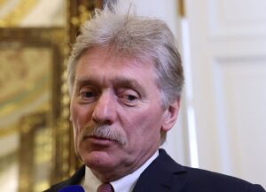 Кремль пояснив обмеження інтернету “небезпечним сусідством”
