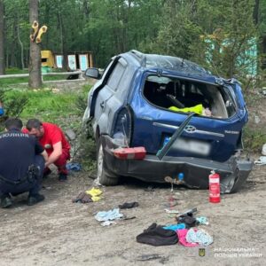 На Харківщині у ДТП загинули жінка і дитина, а водій вчинив самогубство