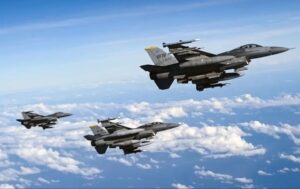 Нідерланди спорядять Києву останній обіцяний F-16