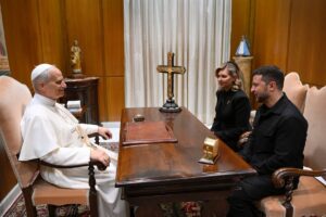 Президент прийняв пропозицію Папи Лева XIV щодо переговорів з РФ