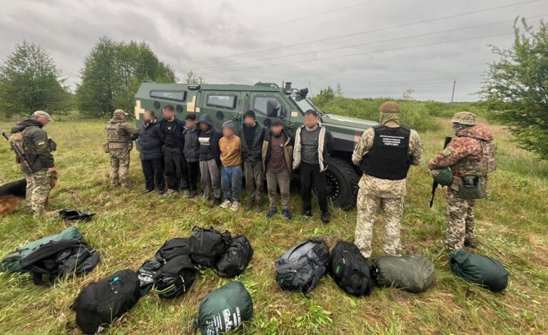 Прикордонники затримали громадян Афганістану на Рівненщині