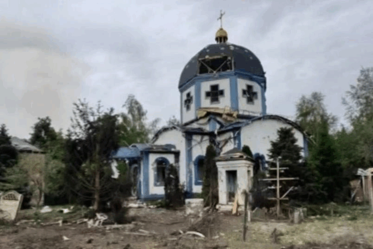 Росіяни зруйнували греко-католицький храм у Мирнограді