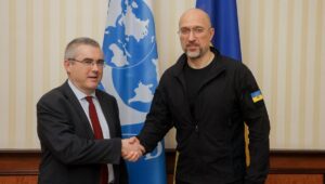 Шмигаль обговорив майбутній транш з місією МВФ