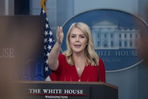В США зробили заяву про перемови України та РФ