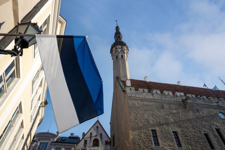 З Естонії депортували українця за зв’язки з ФСБ