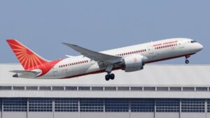 Акції Boeing впали на на 8% після катастрофи літака в Індії