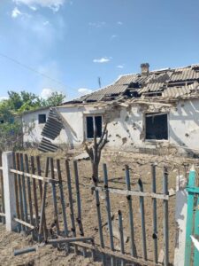 Армія РФ вдарили по житловому кварталі Херсона