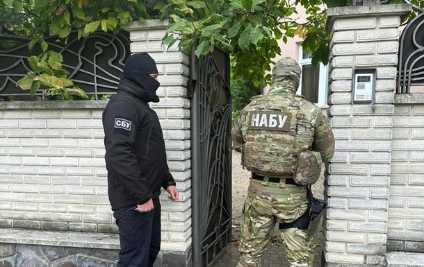 Асоціація правників України звинуватила силовиків у системному тиску