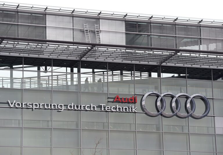 Audi офіційно відмовилася від планів випускати тільки електромобілі