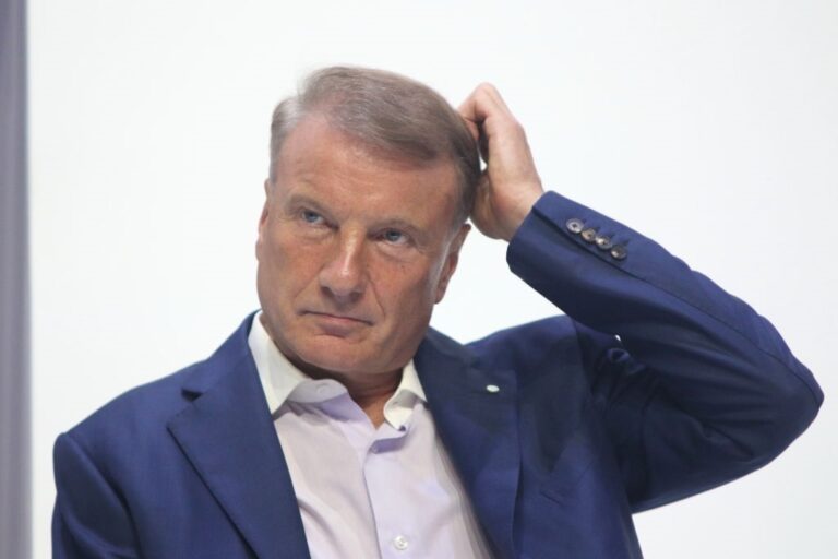 Голова Сбєрбанку визнав “ідеальний шторм” в економіці Росії