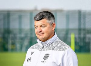 Головний тренер львівського Руху достроково залишає посаду