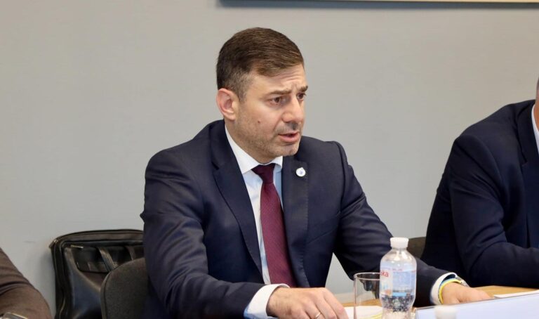 Лубінець відреагував на утримання бойового медика в ТЦК