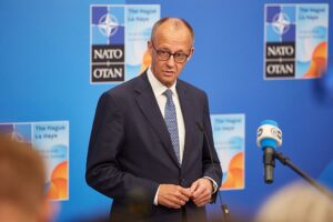 Мерц закликав США ввести санкції проти Росії