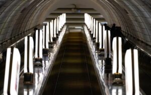 На центральній станції метро Києва закриють ескалатор до кінця року