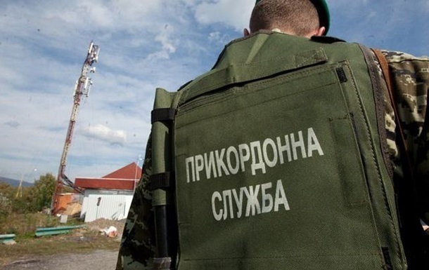 На Закарпатті прикордонник втік до Словаччини, де попросив притулку