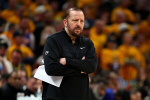 Нью-Йорк Нікс звільнив тренера після вражаючих досягнень і поразки