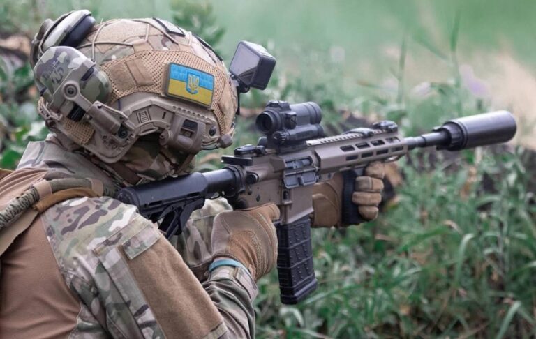 Росіяни штурмують на восьми напрямках – Генштаб