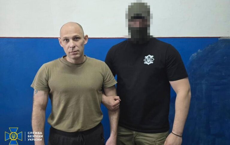 Розстріляв полоненого бійця ЗСУ: військовий РФ отримав підозру