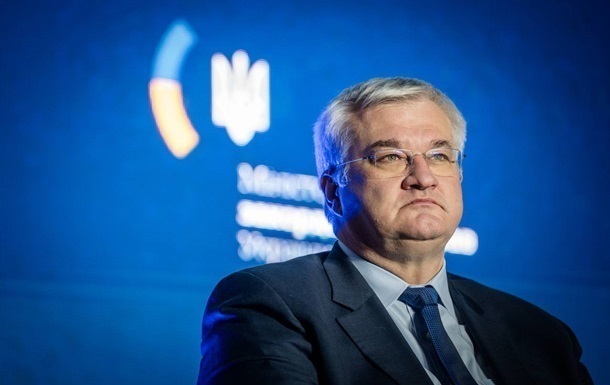 Сибіга опублікував відео з вибухами над Києвом
