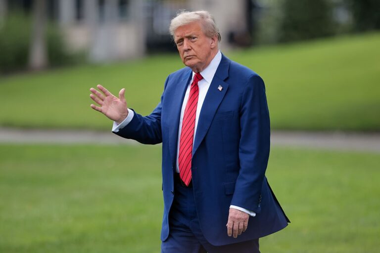 Трамп прибув у Гаагу на саміт НАТО