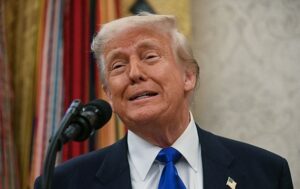 Трамп спрогнозував “величезну любов” між Іраном та Ізраїлем