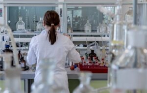 У Британії успішно випробували нову терапію лейкемії без хіміотерапії
