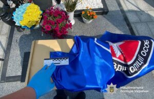 У Черкасах чоловік вчинив наругу над могилами загиблих спецпризначенців