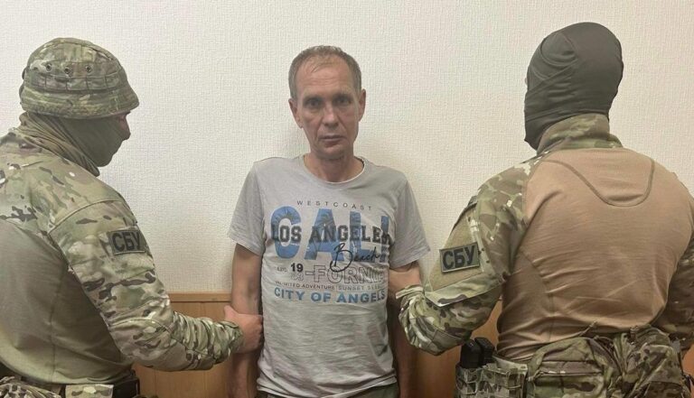 У Дніпрі підірвали автомобіль прокурора
