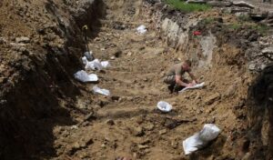 У Львові ексгумували понад 160 поховань із Пагорба слави