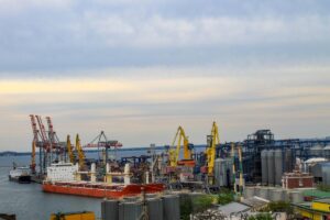 Українські морпорти обробили 40 млн тонн вантажів з початку року