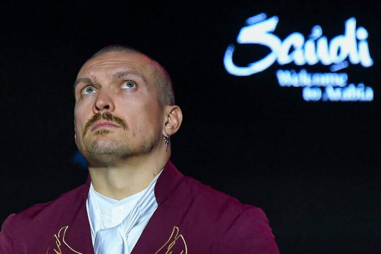 Ви говорите: “мир” – миру немає: Усик прокоментував обстріл Києва